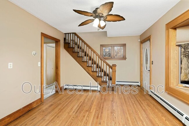 23280 142nd St NW