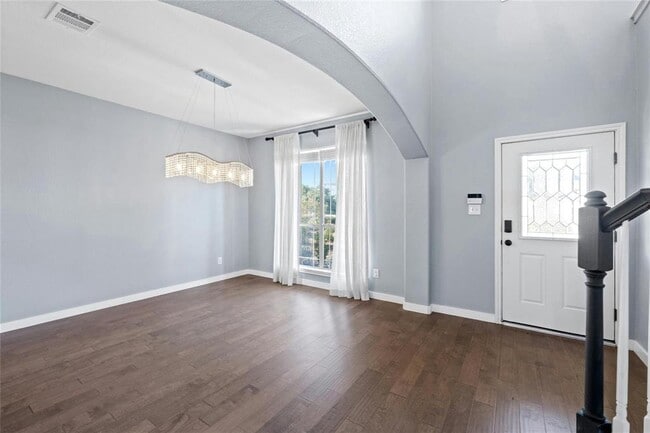 Photo - 11 White Magnolia Cir