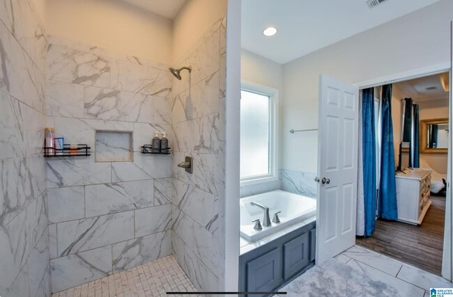 Photo - 1440814408 Lake Wildwood Dr