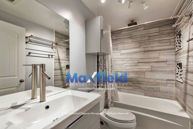 Photo - Draper Townhouse - 4 BD 3.5 BA 2 GA