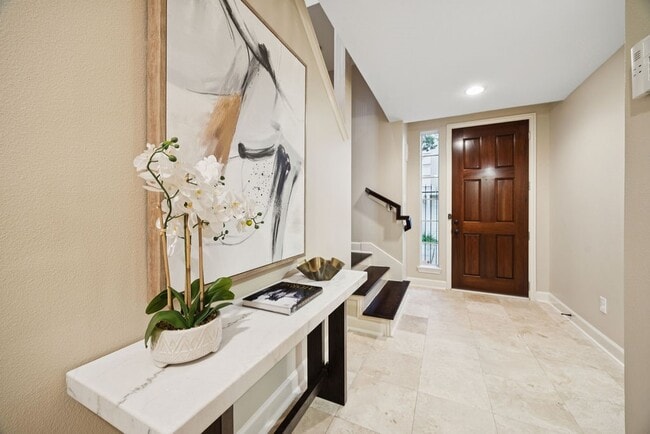 Photo - 5407 Lillian St