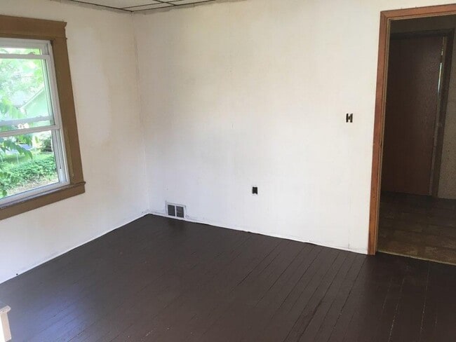 Photo - 426-430 Vine Ave NE Unidad 428 A