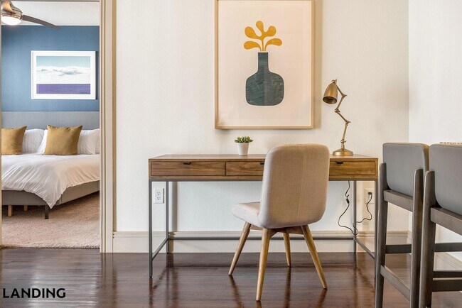 Photo - 2623 Keene St Unit 421