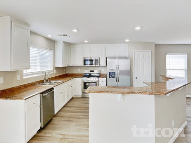 Photo - 8737 Dodds Canyon St