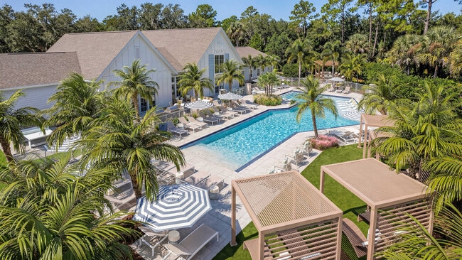 Building Photo - Livano Serenova