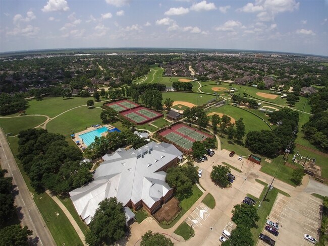 Photo - 15403 Court Green Trail