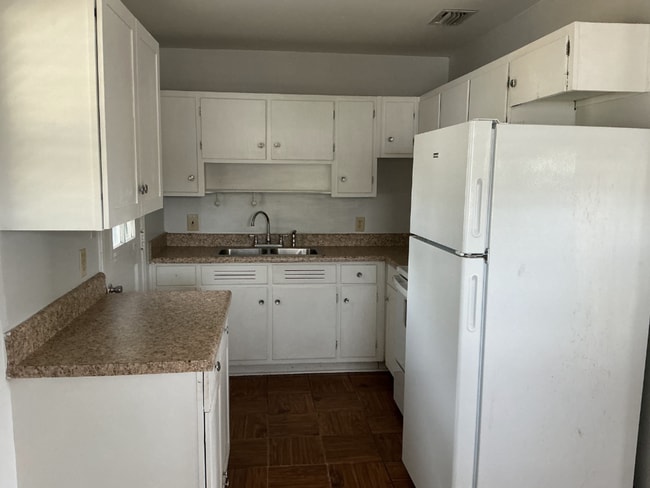 Photo - Cozy 3BR Near Cleveland Heights