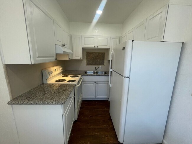 Photo - NewB RN T 400-414 Unidad 414