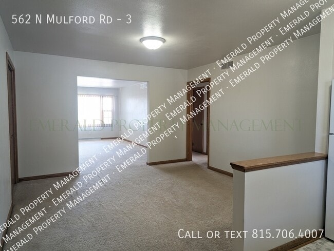 Photo - 562 N Mulford Rd Unit 3