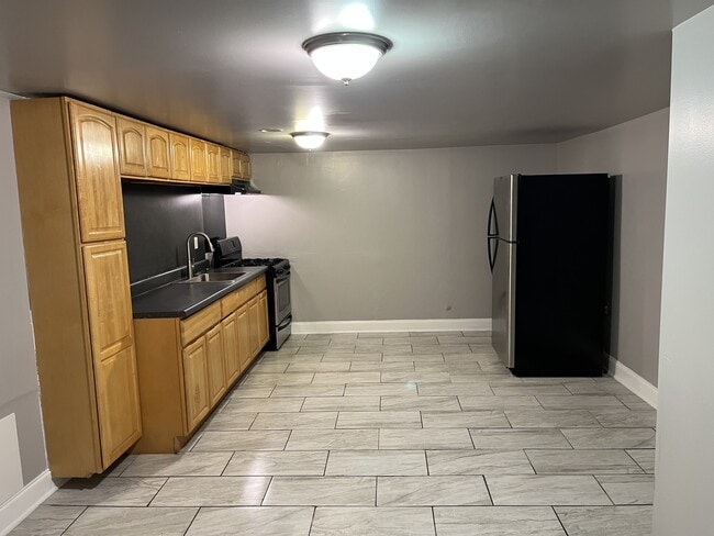 Photo - 4900 Walton Ave Unit 1ST FL FRONT