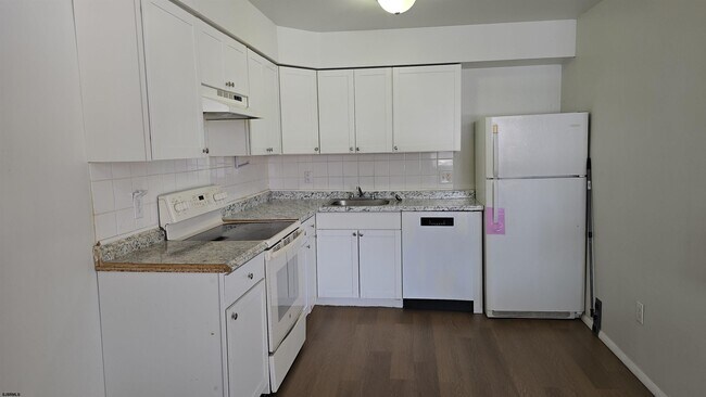 Photo - 2608 Woodlands Dr Unit 2608