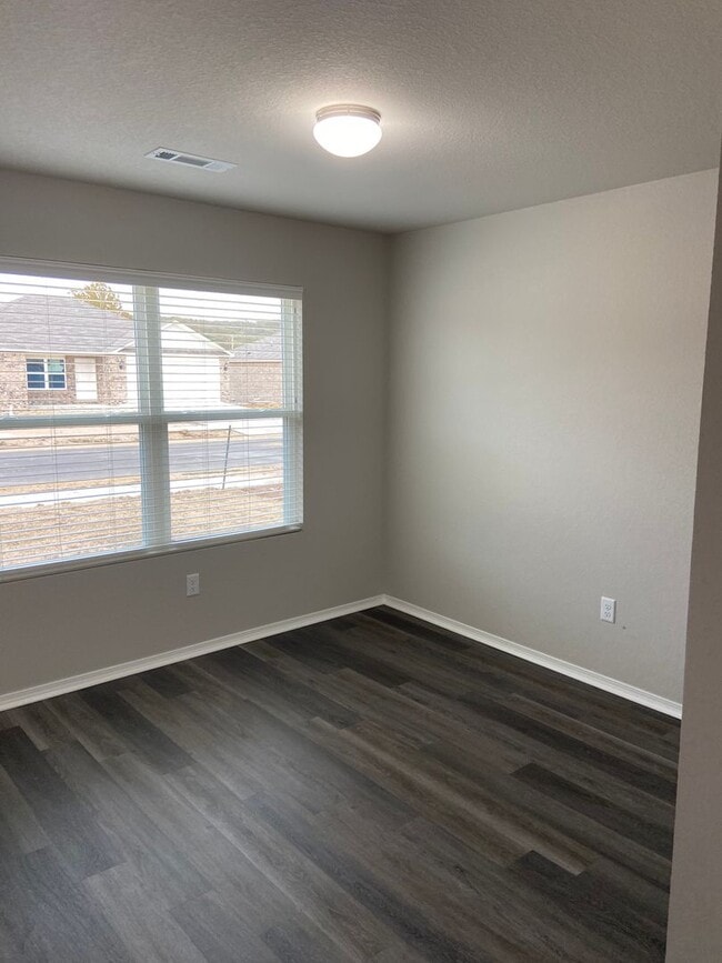 Photo - *Preleasing Now* -Four Bedroom | Two Bathroom Home in Conrad Court