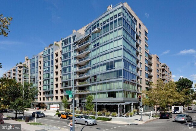 Building Photo - 1155 23rd St NW Unit 6F Rental