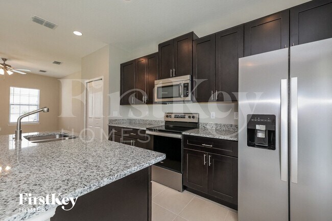 Photo - 445 Eagle Dr