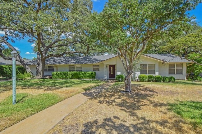 Photo - 5003 Westview Dr