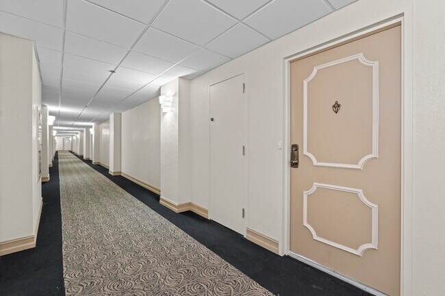 Photo - 5440 N Ocean Dr Unit 306