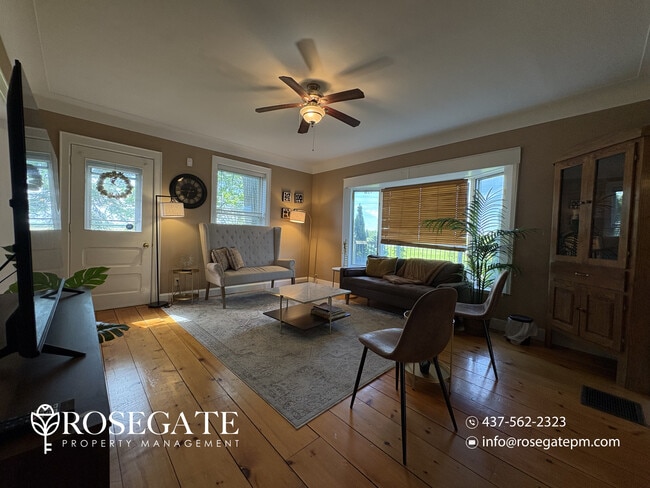 Photo - Spacious 4-Bedroom Detached Home with 15+ Parking Spaces – Niagara Falls
