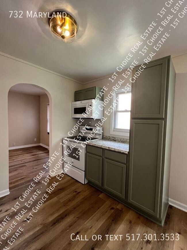 Photo - 732 Maryland-