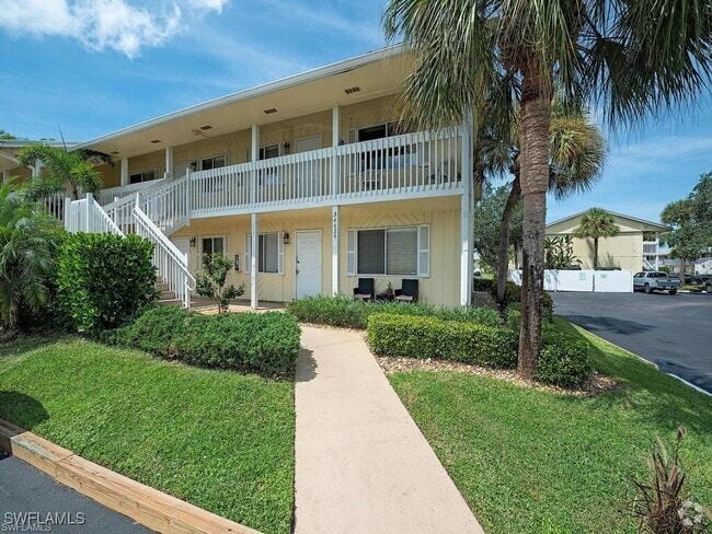 Building Photo - 4629 Bayshore Dr Unit J8 Rental
