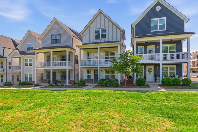Photo - 632 Parkvue Pl Dr