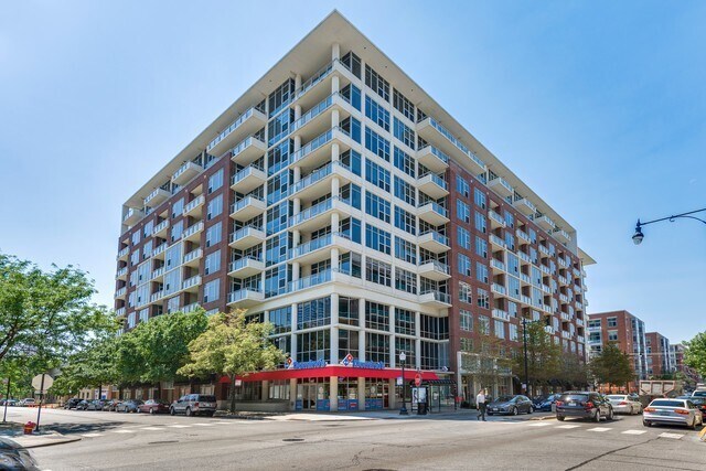 Photo - 901 W Madison St Condo Unit 806