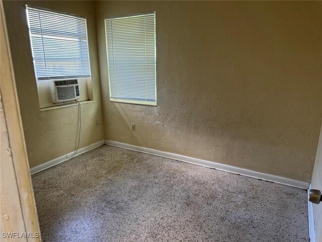 Building Photo - 2217 Jackson St Rental