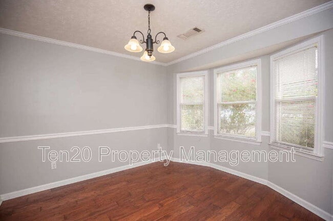 Photo - 776 Lee Rd 222