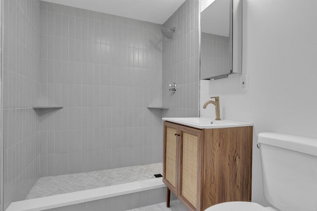 Photo - 116-118 White St