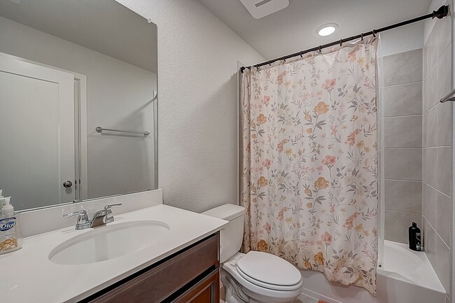 Building Photo - 101 Cedar Hammock Trail