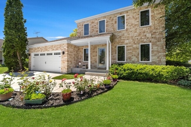 Building Photo - 264 N Southport Rd