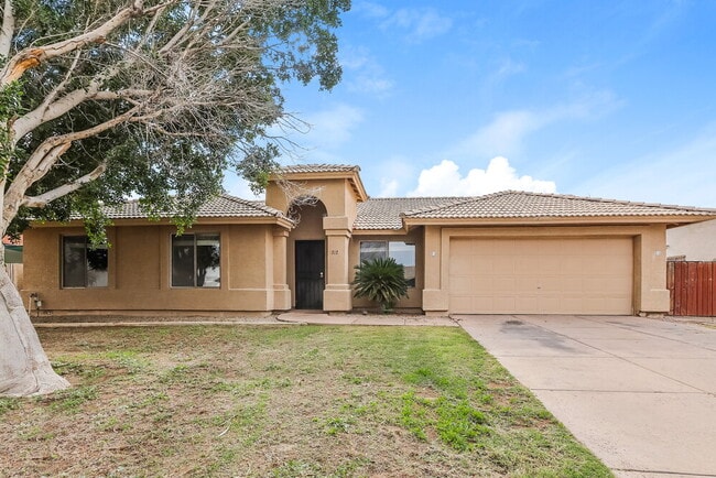 Building Photo - 717 E Calle Chulo Rd