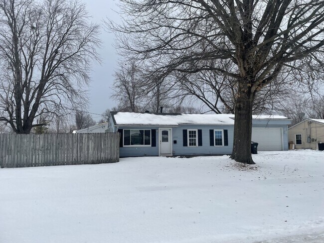 Photo - 2803 Marigold Ave