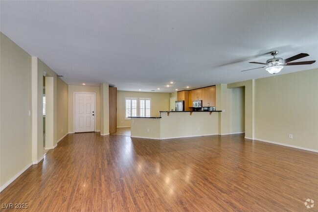 Building Photo - 2701 Port Lewis Ave Rental