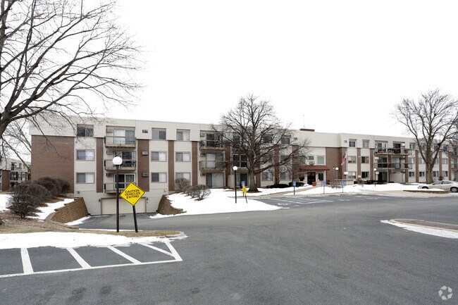 Photo - Presidential Estates II