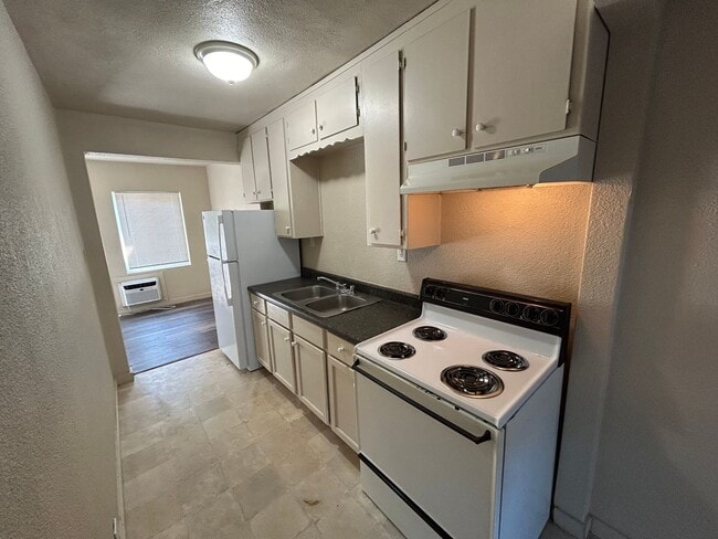 Photo - 1780 6th Ave Unit #2