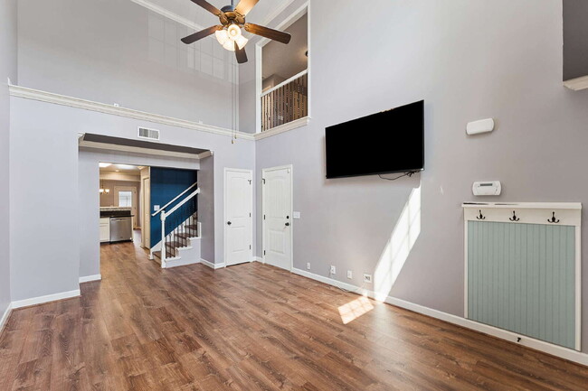 Photo - 4828 Octavia St