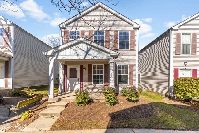 Building Photo - 1053 Symphony Dr