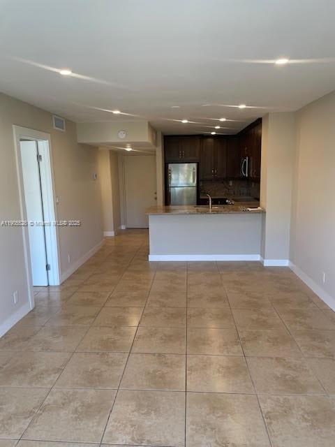 Photo - 8000 SW 81st Dr Unidad 108