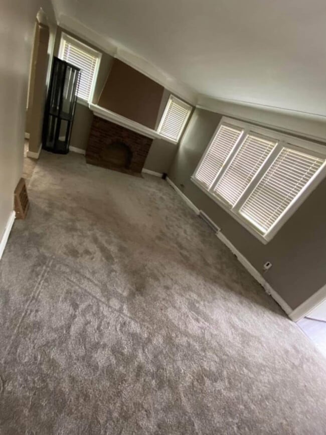 Photo - 9209 Pinehurst St