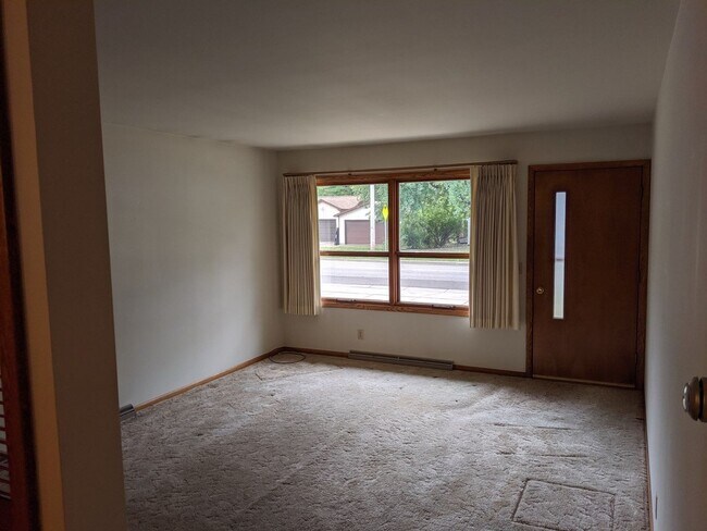 Photo - 850/852 Truax Boulevard Unit 850 Truax Boulevard