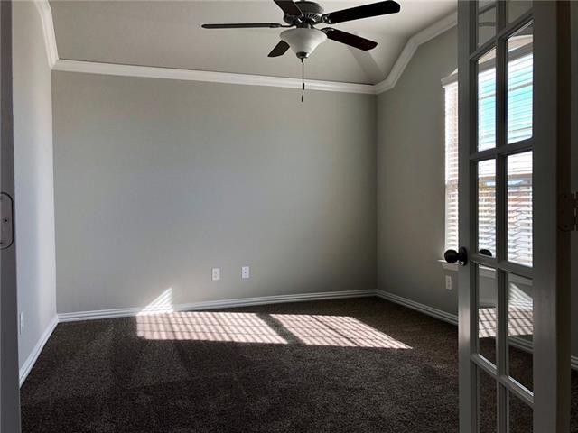 Photo - 15909 Holly Crk