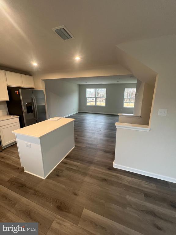 Photo - 1180 W Walnut Rd