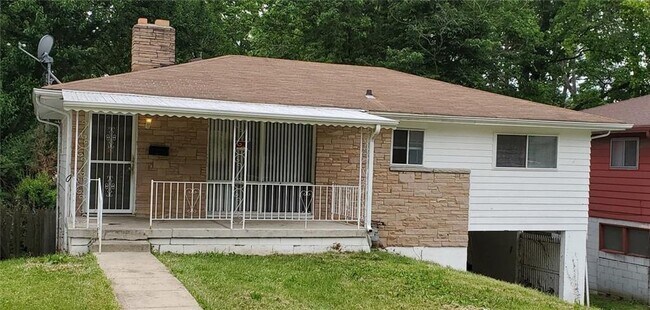 Photo - 3540 Adams St House