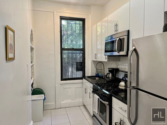 Photo - 487 Hart St Unidad 1