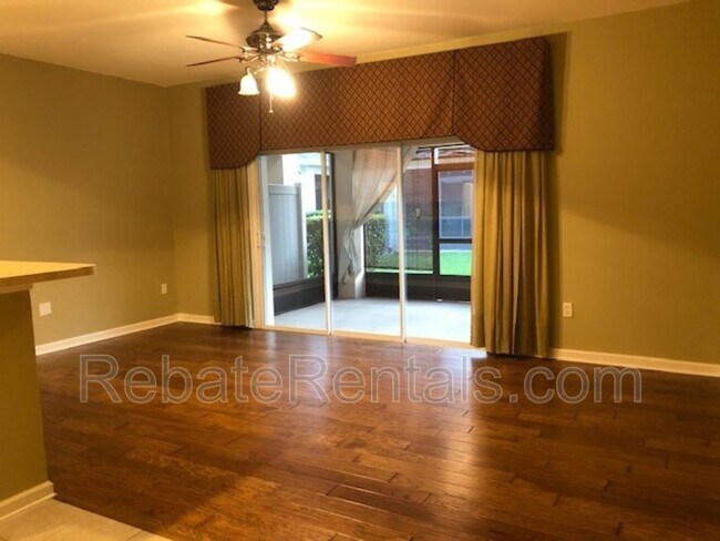 Photo - 13498 Essence Ct