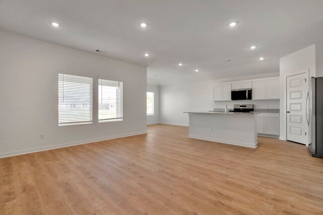 Photo - Brand-New 3 Bedroom Home in Prairie Grove!...