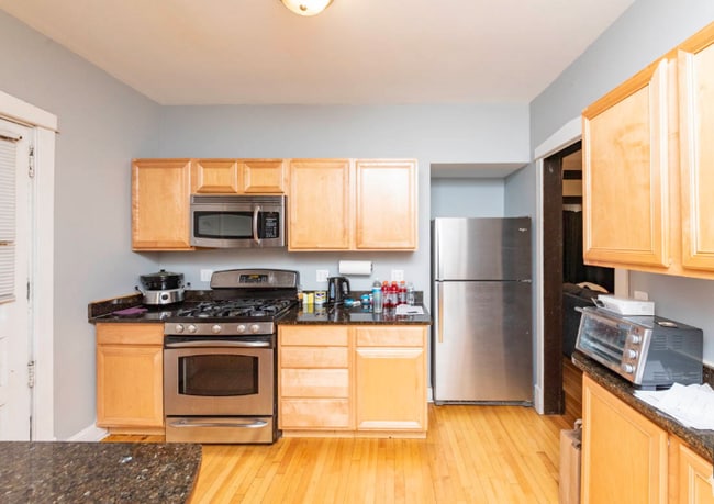 Photo - 1310 W Montrose Ave Unit #  01