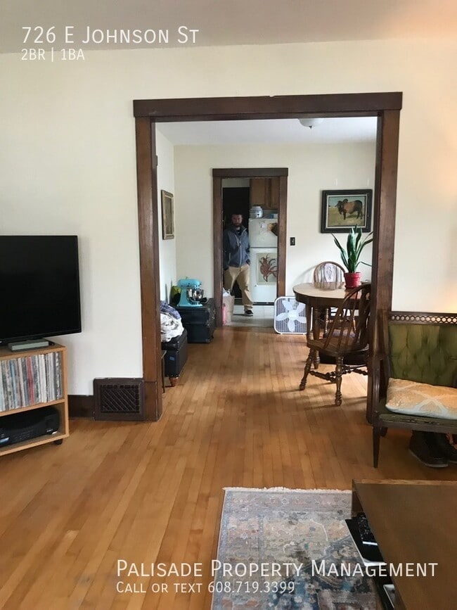 Photo - 726 E Johnson St