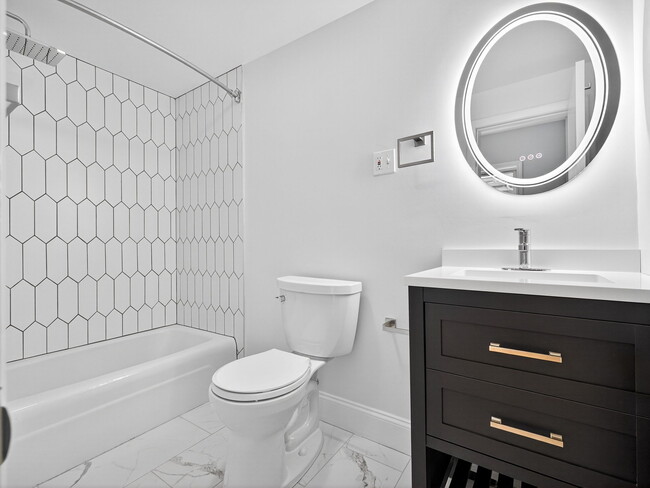 Photo - 1576 Cambridge St Unit 1F