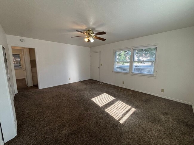 Photo - 5093 Olivewood